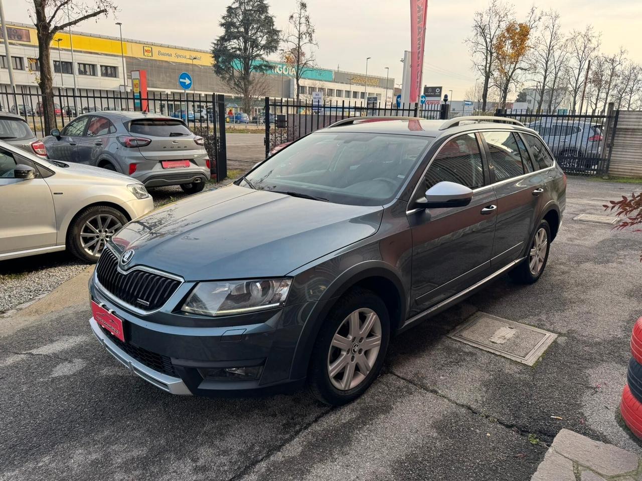 Skoda Octavia 2.0 TDI CR 184 CV 4x4 DSG Wagon Scout
