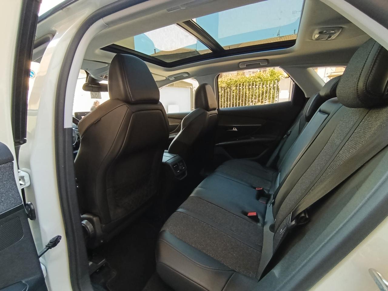 Peugeot 3008 PureTech Turbo 130 S&S Allure