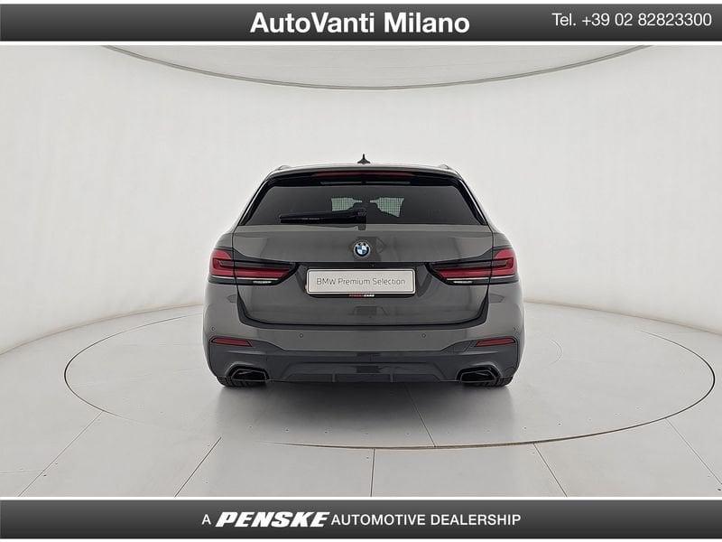 BMW Serie 5 530d Touring mhev 48V xdrive Msport auto