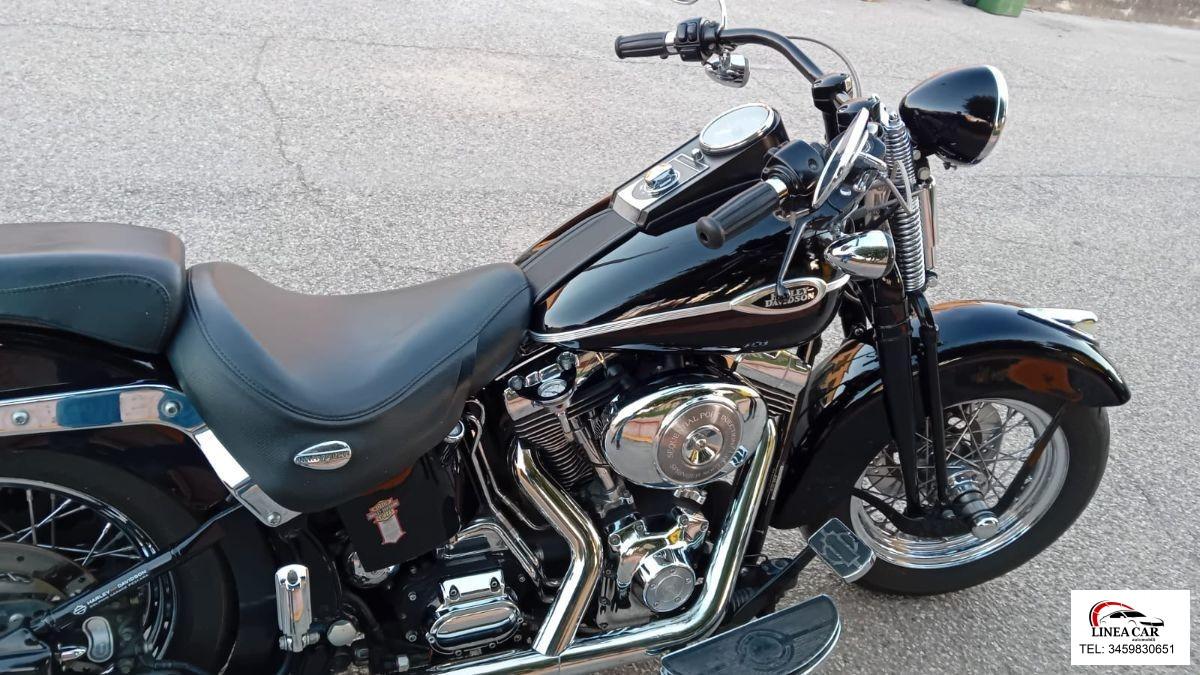 Harley-Davidson - Softail heritage springer