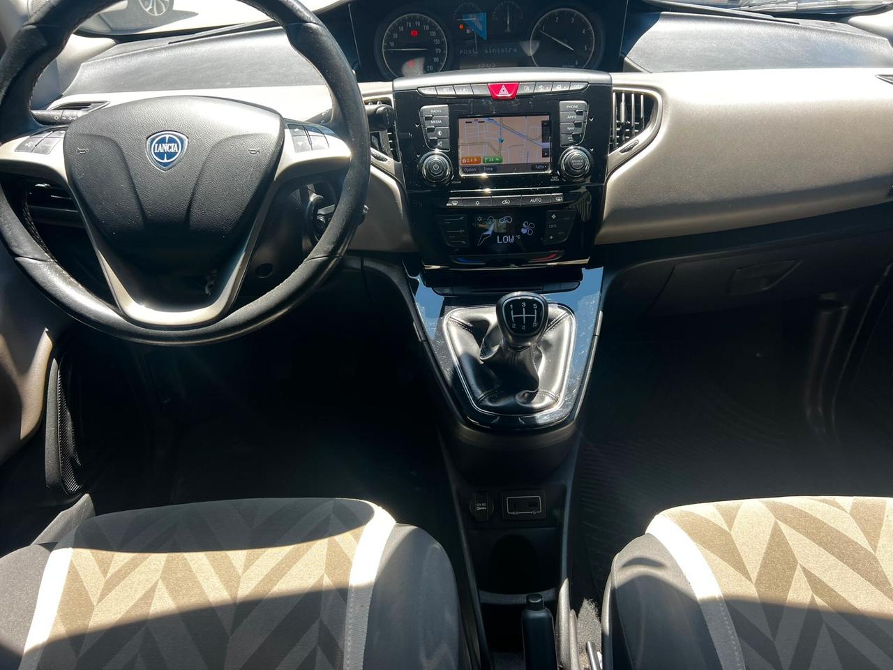 Lancia Ypsilon 1.3 MJT 16V 95 CV 5 porte S&S PLATINUM