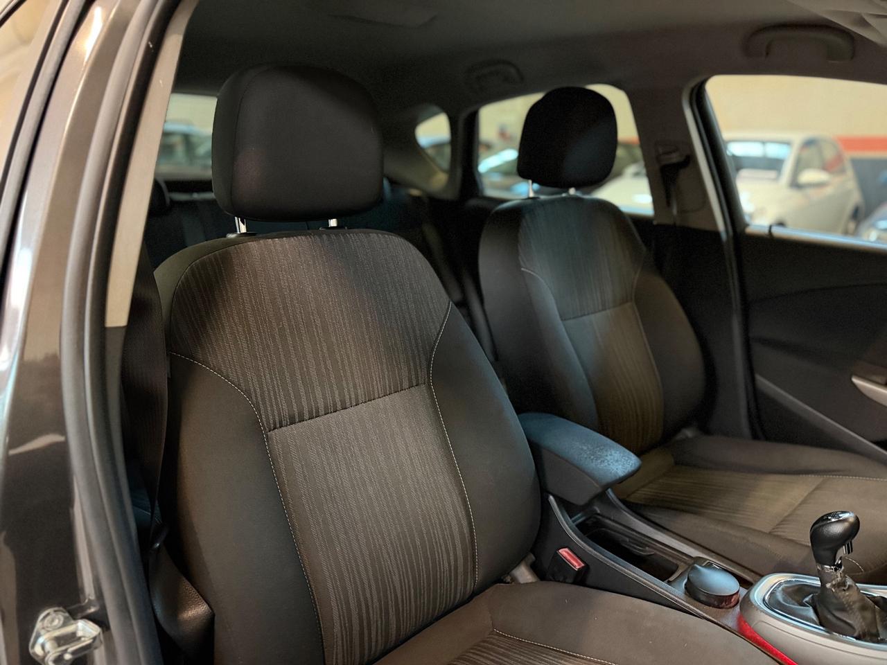 Opel Astra 1.4 100CV 5 porte Cosmo NEOPATENTATI