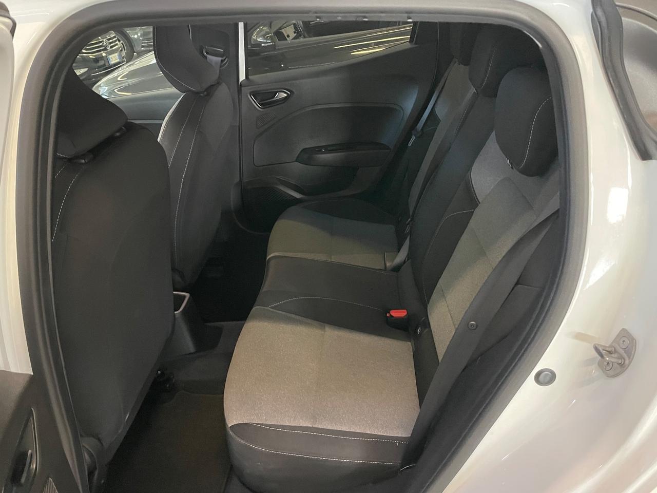 Mitsubishi Colt 1.0L turbo 90 CV Invite