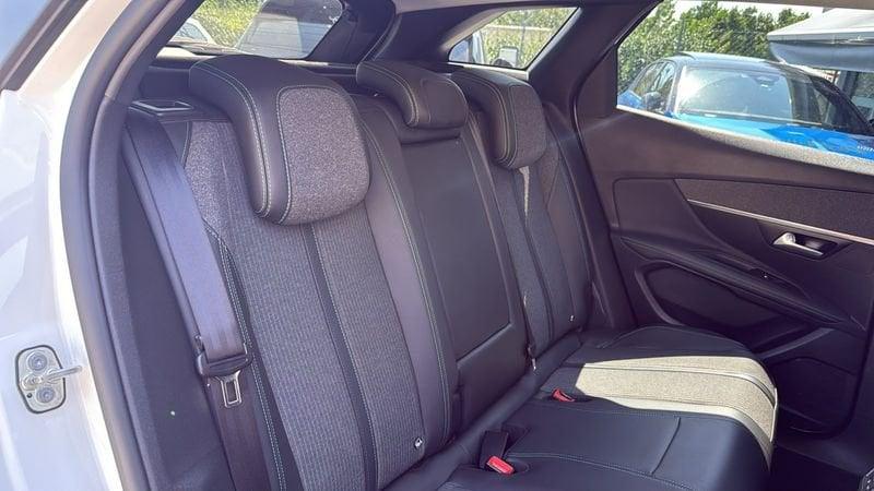 Peugeot 3008 Hybrid 225 e-EAT8 Allure Pack