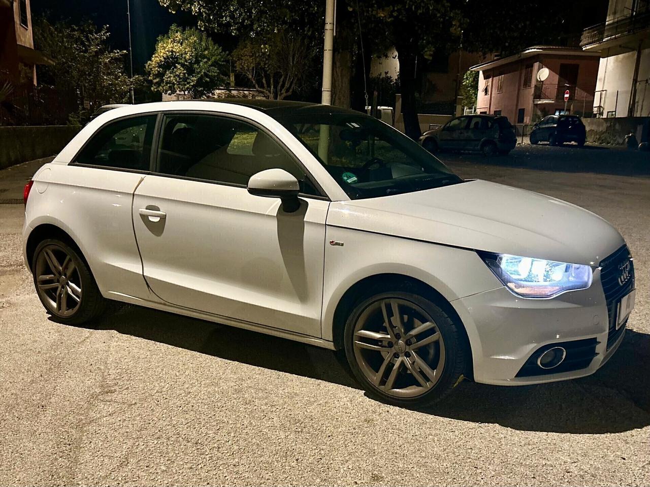 Audi A1 1.6 TDI 105 CV S Line edition