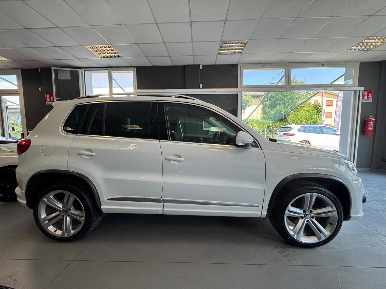 Volkswagen Tiguan 2.0 TDI 177CV 4MOT. DSG Business R-Line BMT