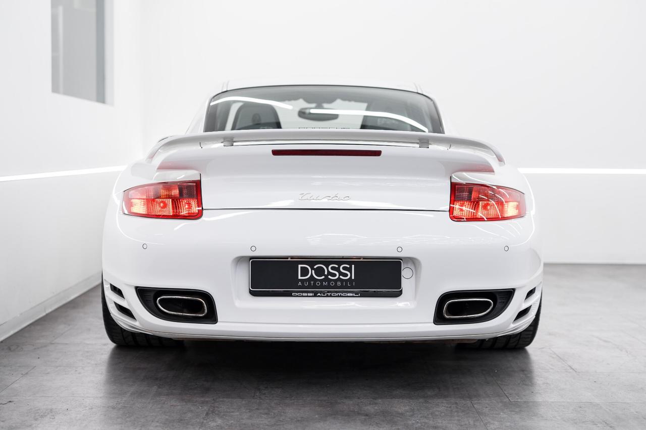 Porsche 911 Turbo Coupé MANUALE