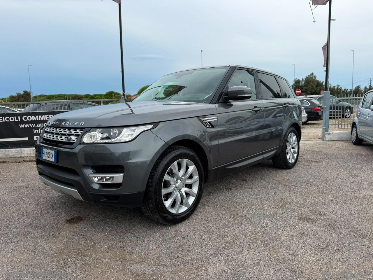 LAND ROVER Range Rover SPORT 3.0 TDV6 HSE
