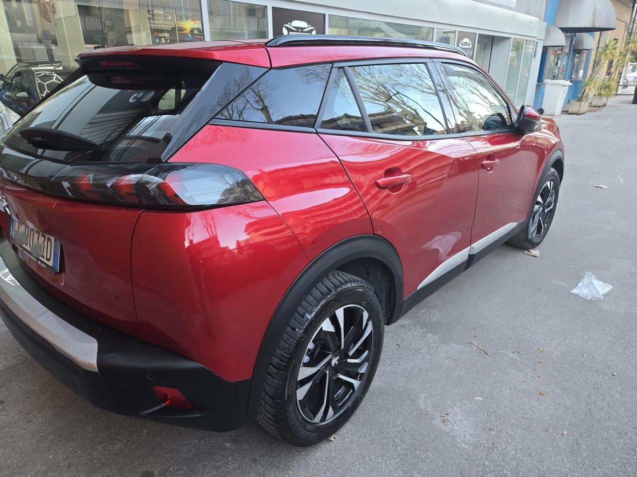 Peugeot 2008 BlueHDi 100 S&S Allure