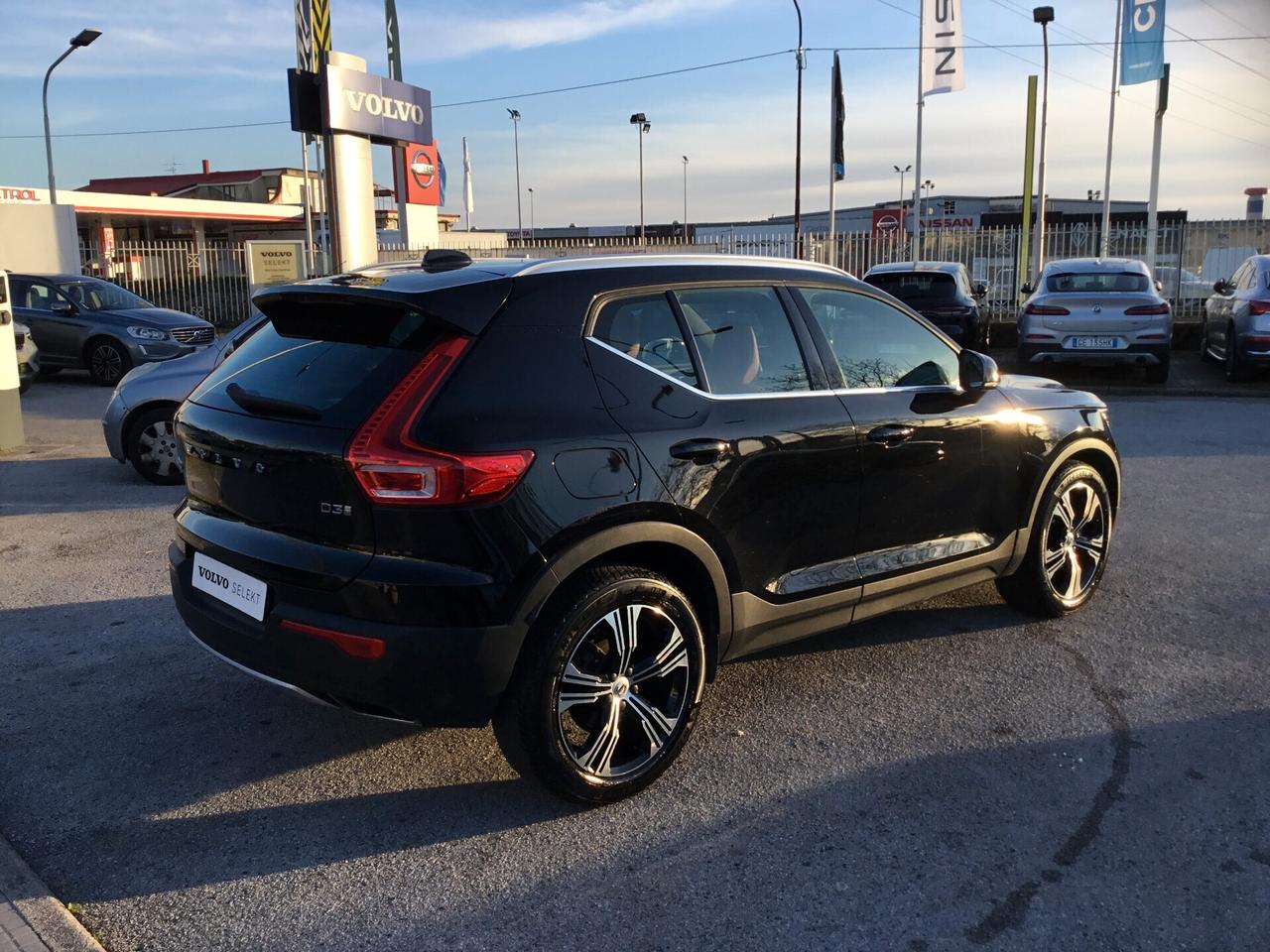 Volvo XC40 D3 Geartronic Inscription AUTOCARRO