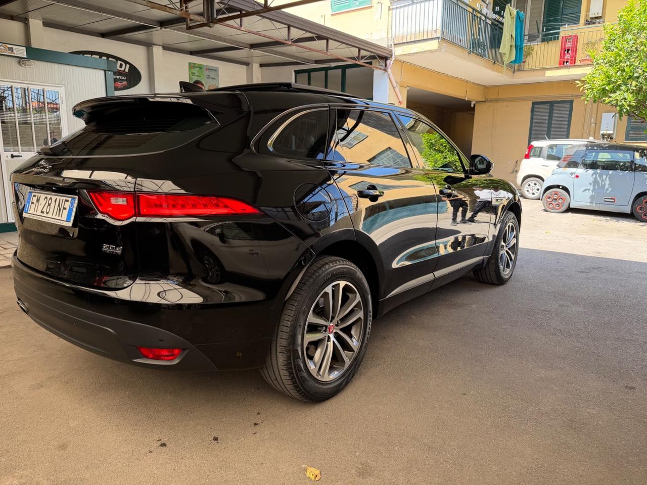 Jaguar F-Pace 2.0 D 180 CV R-Sport 2018