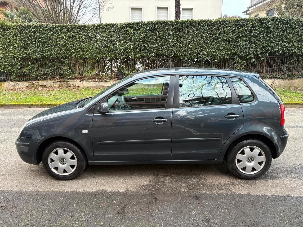 Volkswagen Polo 1.4/75CV 16V 5p. aut. Comfortline
