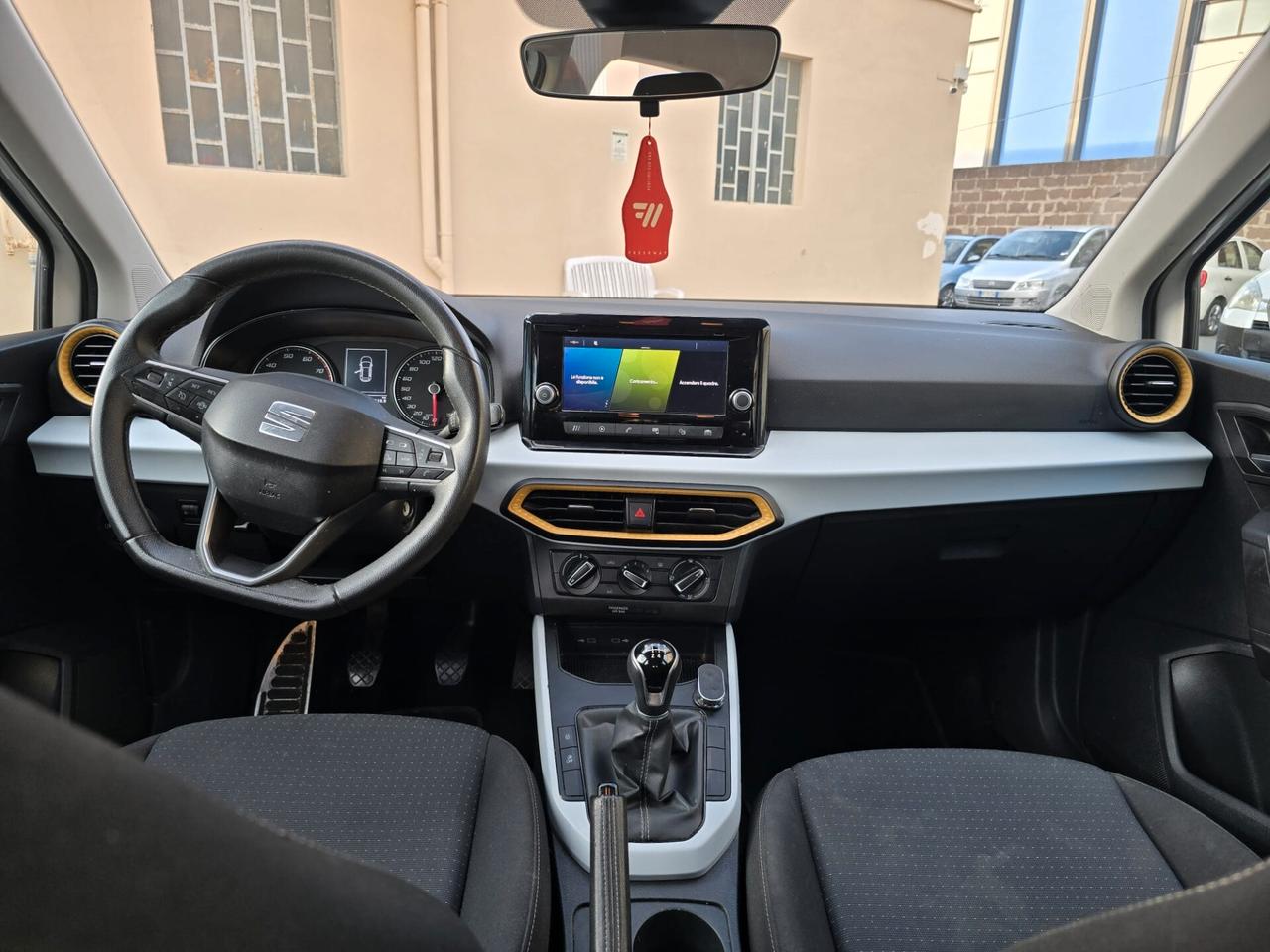 Seat Arona 1.0 TGI FR metano perfetta garanzia ancora casa madre