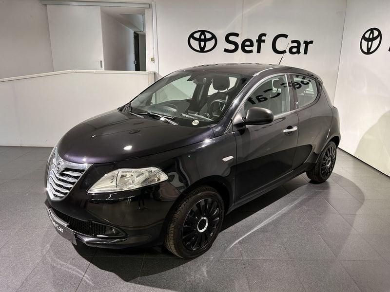 Lancia Ypsilon 1.2 69cv 5 Porte Silver