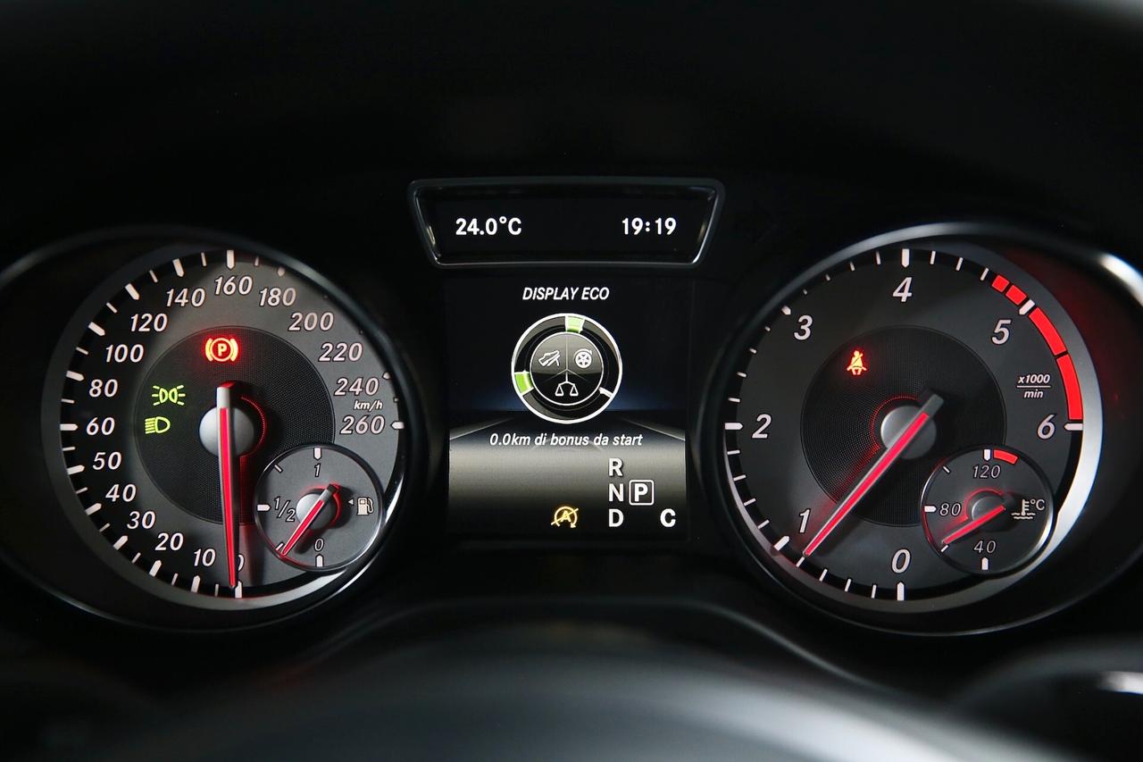 Mercedes-benz GLA 180 d Automatic Business