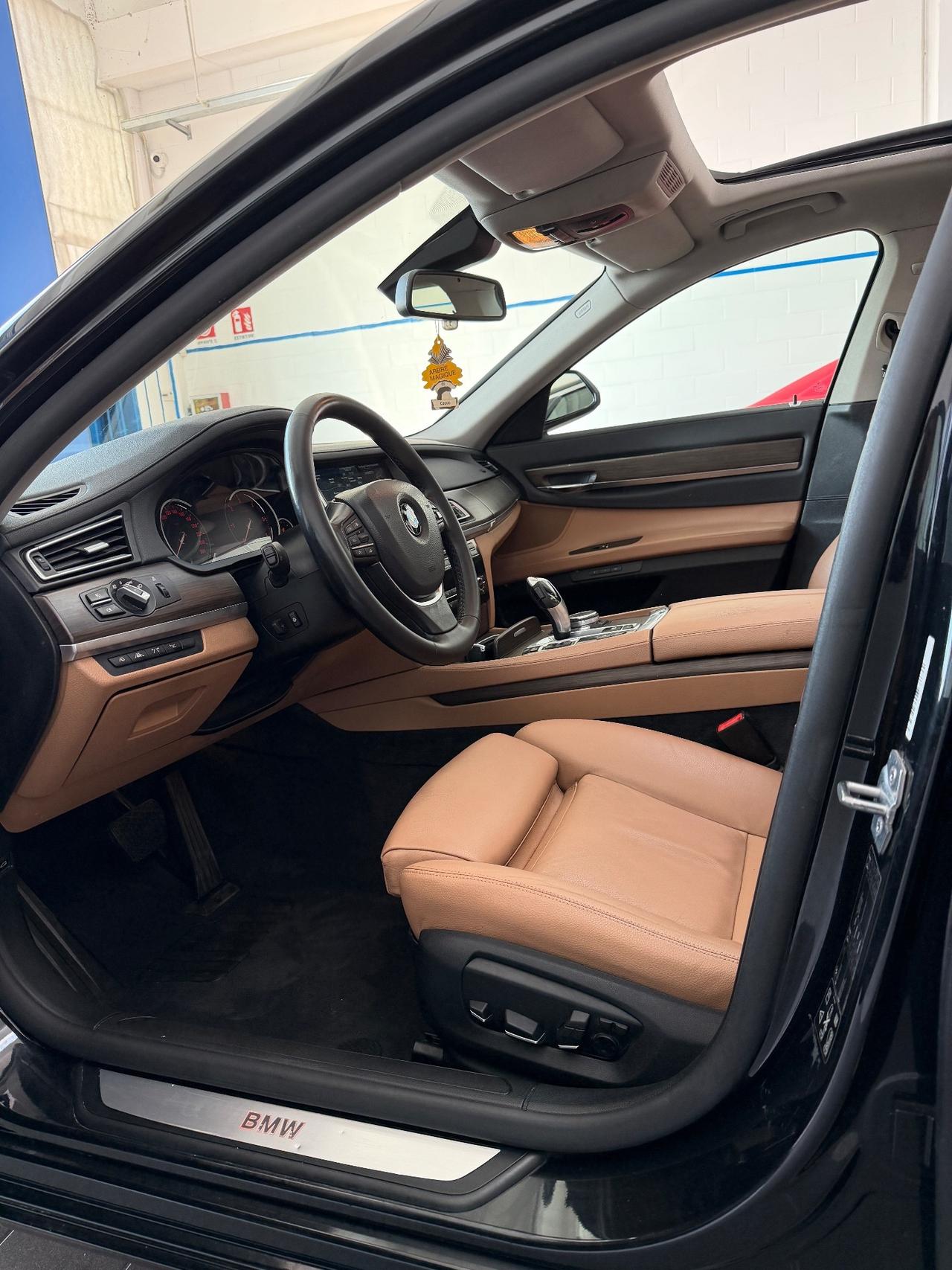 Bmw 740d xDrive 313cv