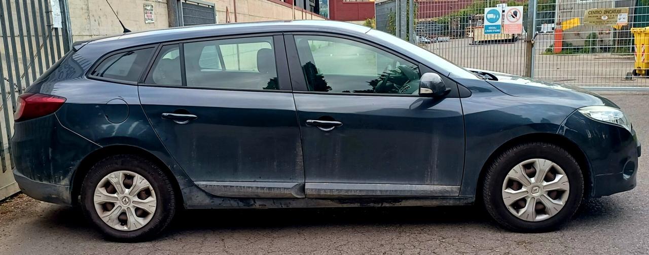 Renault Megane Mégane 1.5 dCi 90CV SporTour Confort