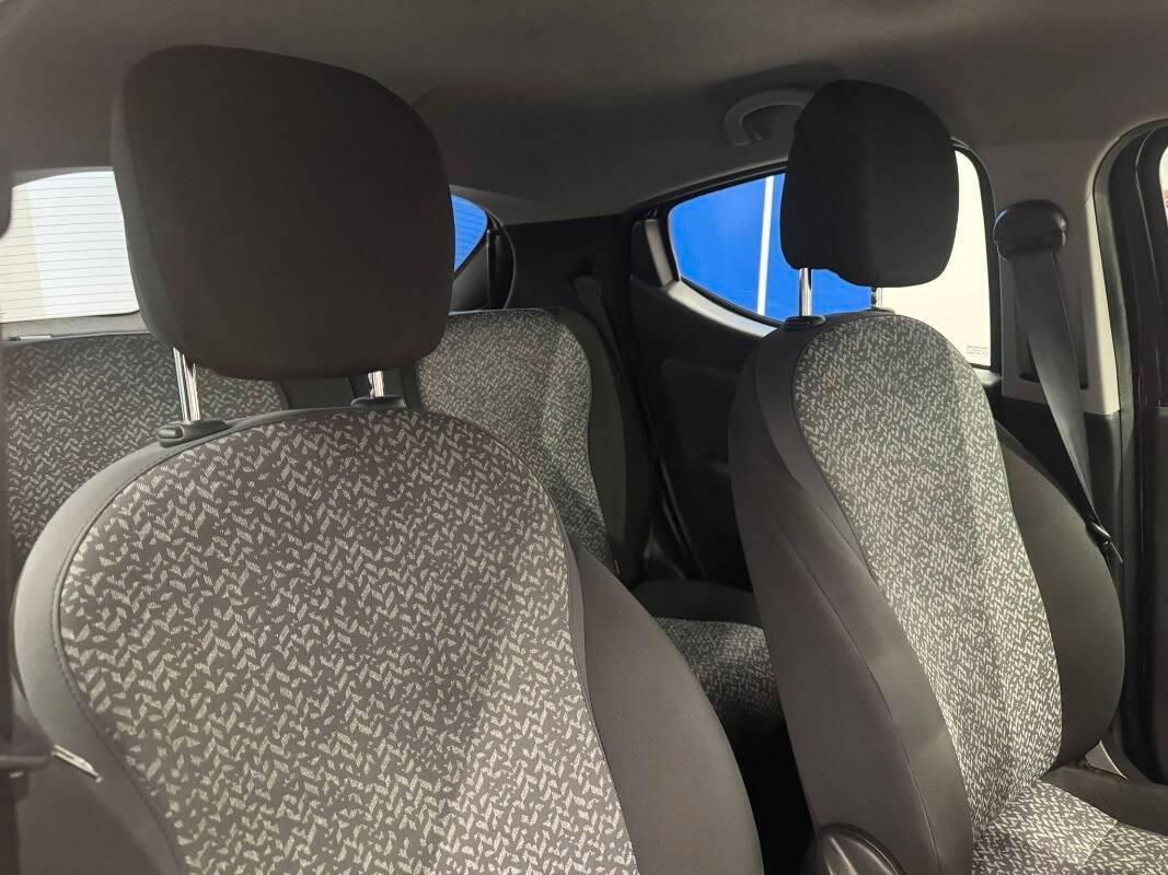 Lancia Ypsilon III 1.0 firefly hybrid Silver s&s 70cv