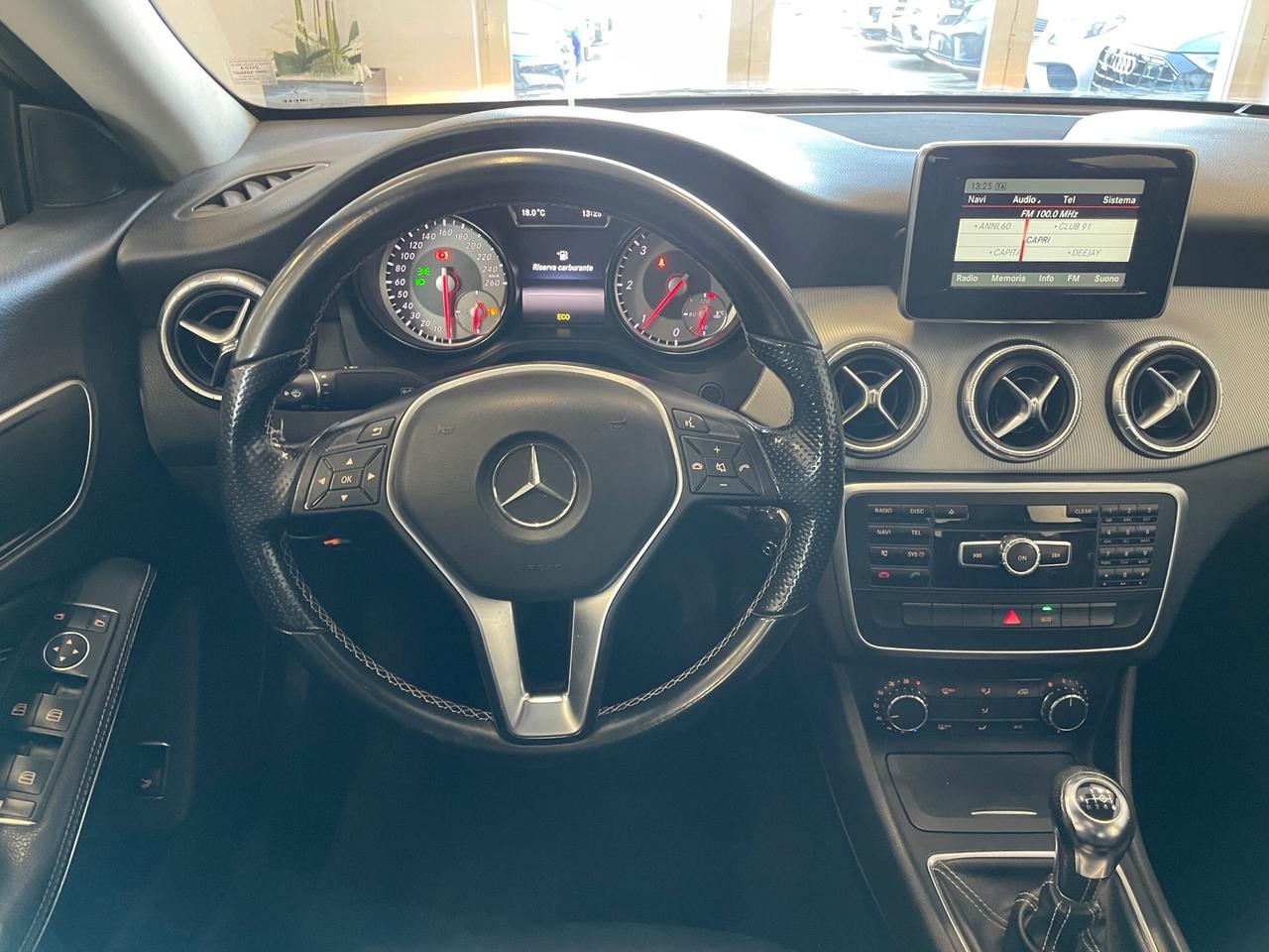 MERCEDES-BENZ CLA 180 CDI SPORT