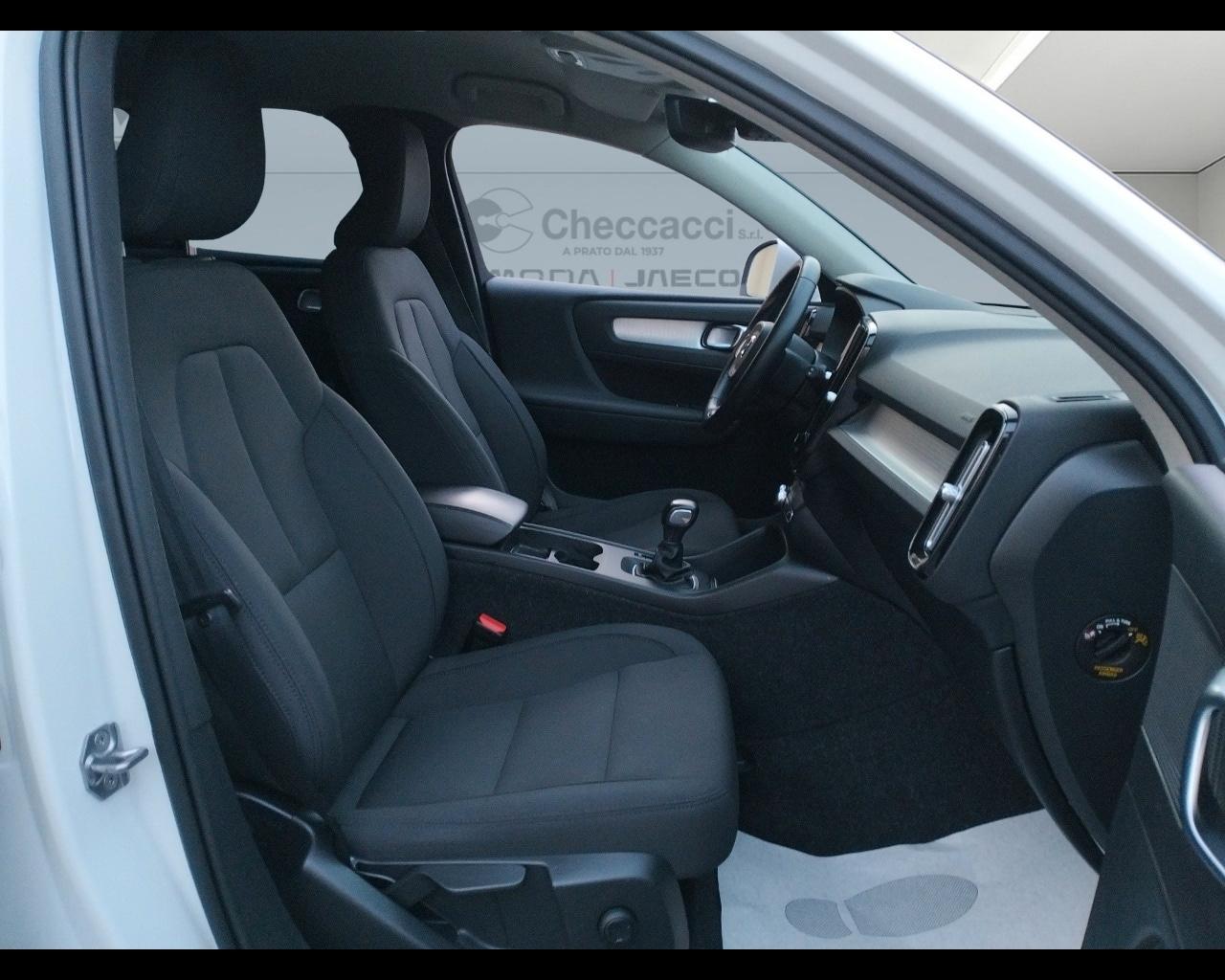 VOLVO XC40 (2017-->) XC40 T2 Business