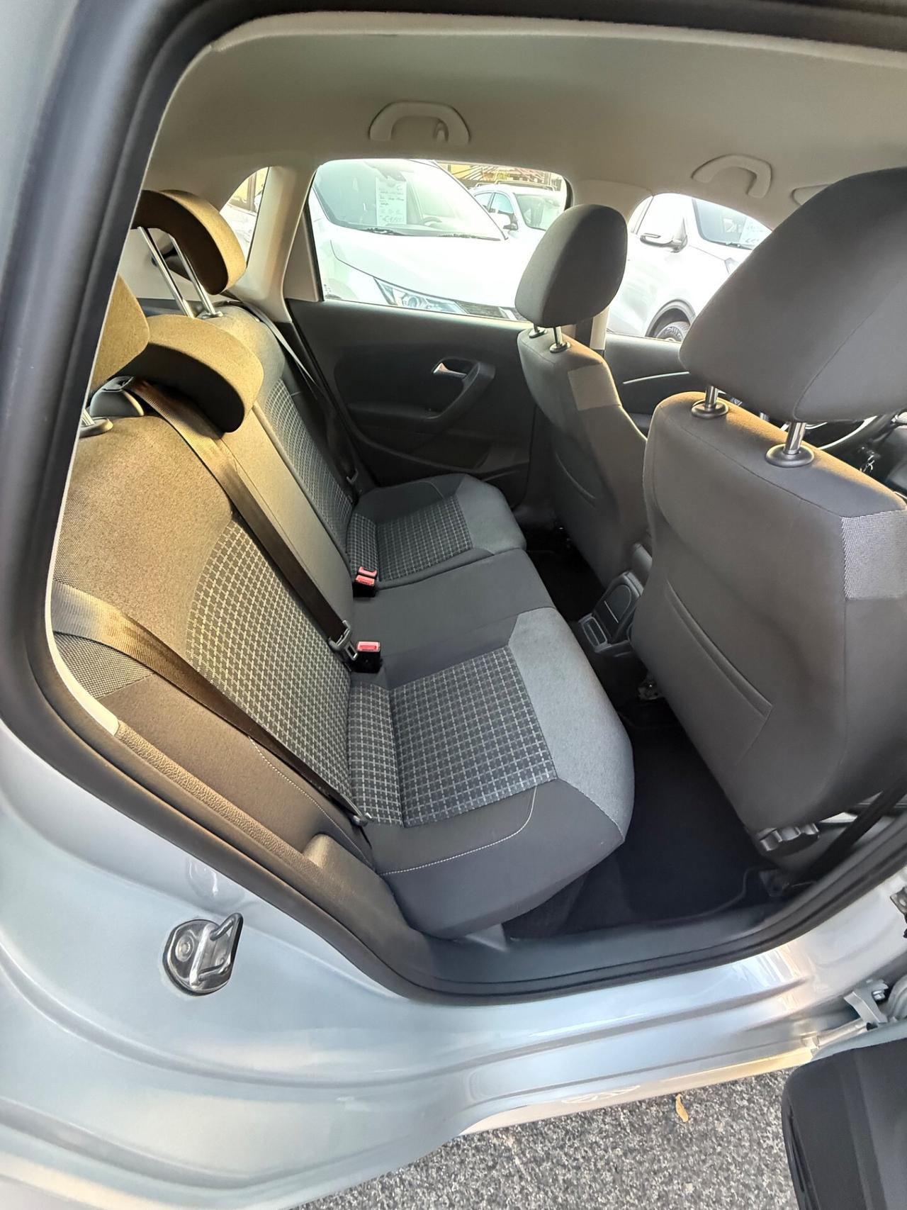 Polo 1.2 TSI- Highline-( 50 mila km ) -unipro