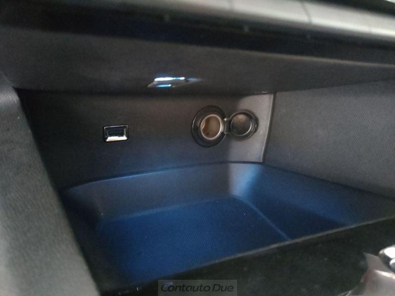 Peugeot 3008 3008 BlueHDi 130 S&S EAT8 GT Pack