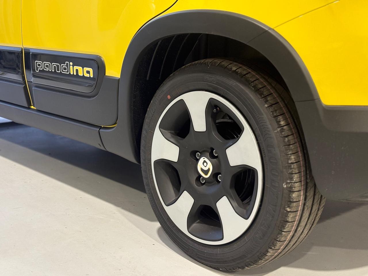 Fiat Panda 1.0 FireFly S&S Hybrid Pandina