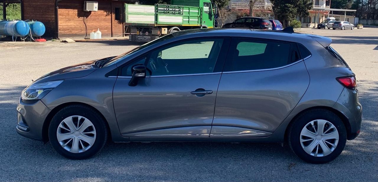 Renault Clio dCi 8V 90 CV Start&Stop 5 porte Energy Duel2