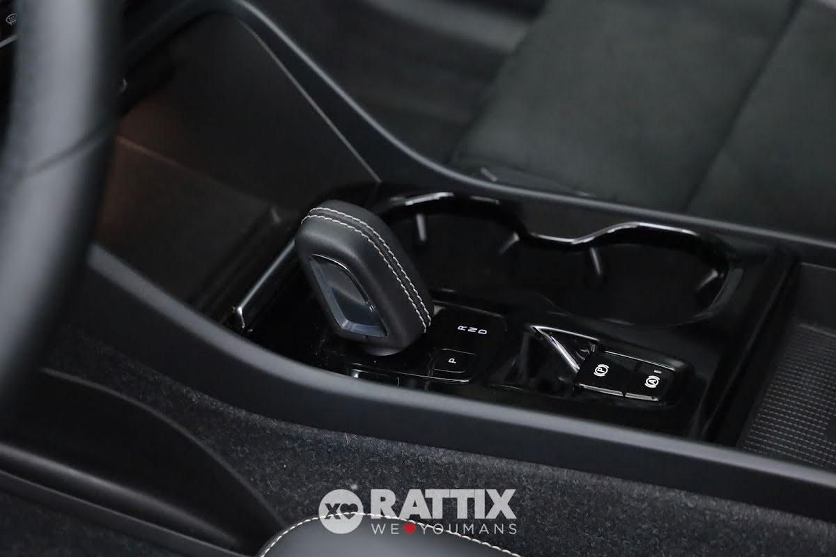 Volvo XC40 1.5 T5 Phev R-design Auto