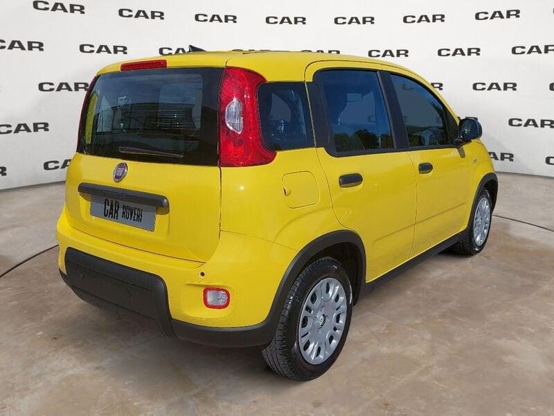 FIAT Panda 1.0 Hybrid Pandina con PROMO CAR