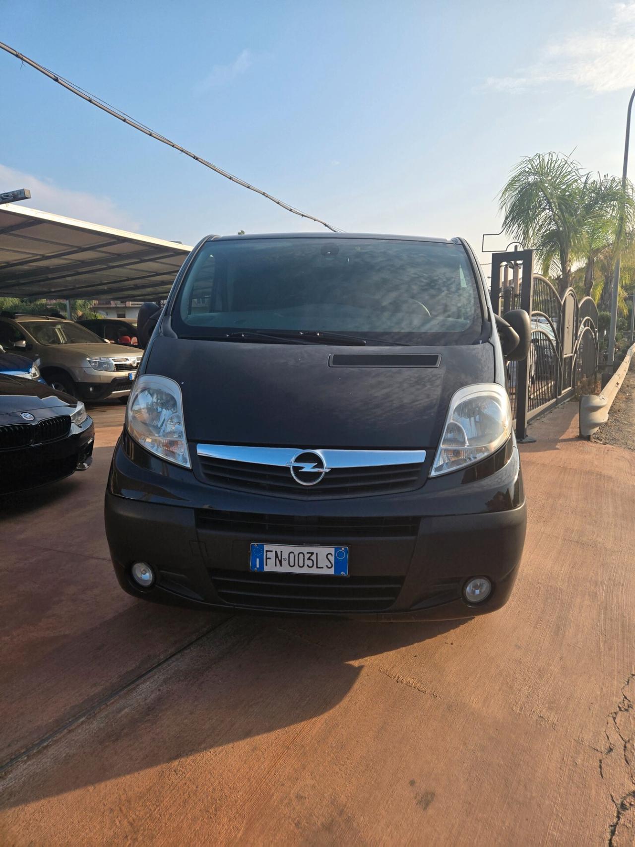 Opel Vivaro 29 2.0 CDTI PL-TN Combi 9 posti