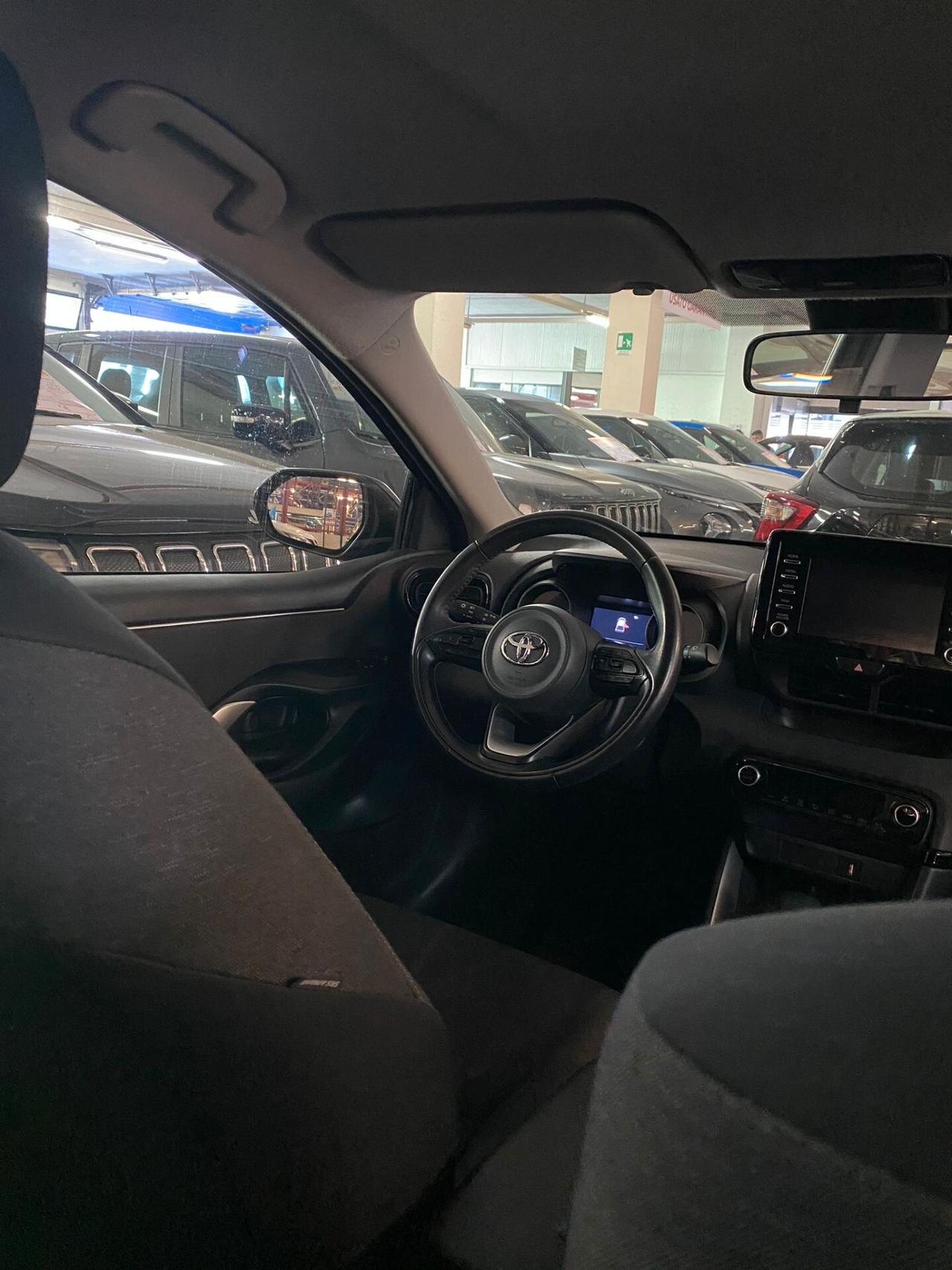 Toyota Yaris 1.5 Hybrid 5 porte Trend