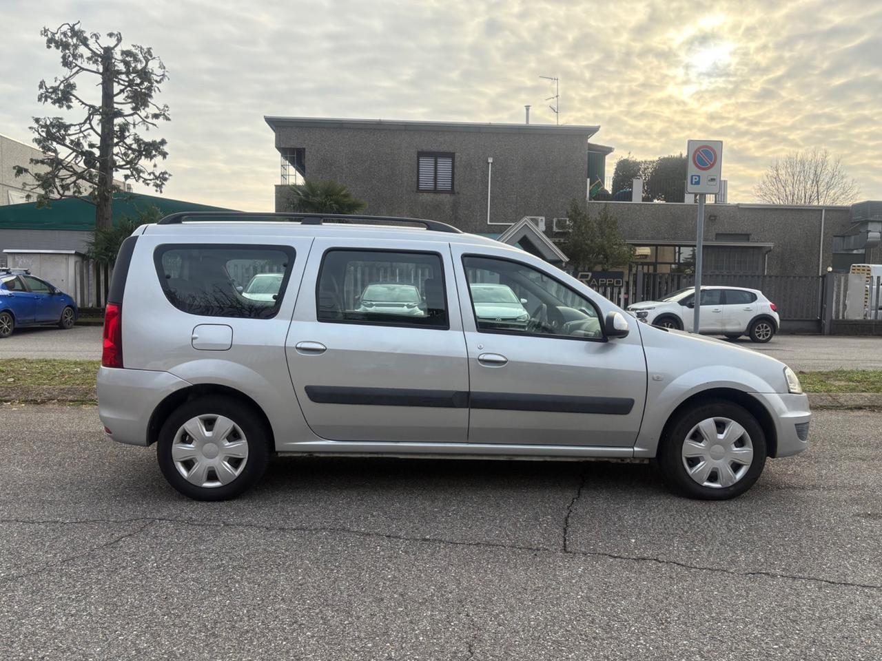 Dacia Logan 1.5 dCi 90CV 7 posti Euro5 2012