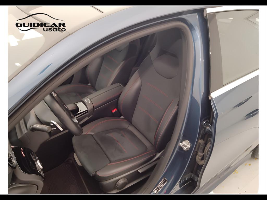 Mercedes-Benz Classe A - W177 2018 - A 200 d Premium Night edition auto