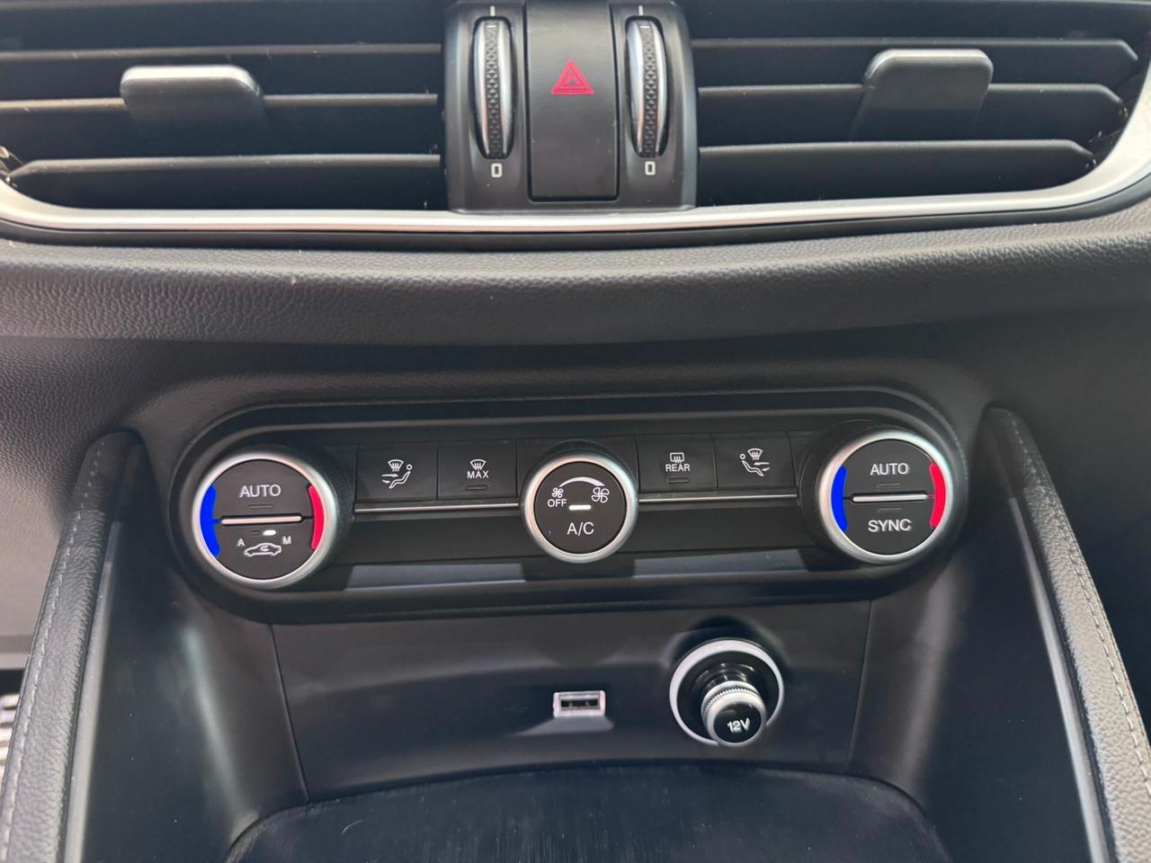 Alfa Romeo Stelvio 2.2 Turbodiesel 160 CV AT8 RWD Business