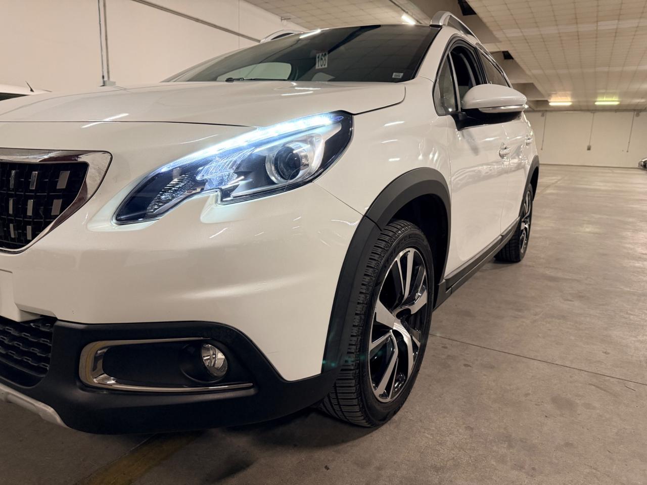 Peugeot 2008 PureTech Turbo 110 EAT6 S&S Allure