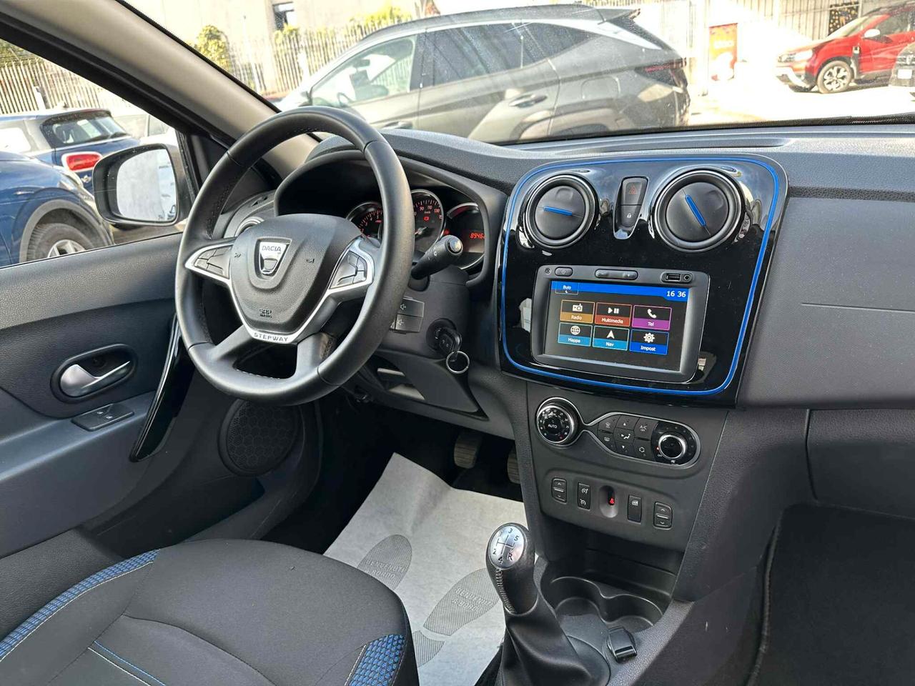 Dacia Sandero Stepway 1.0 TCe 100CV ECO-G 15th Anniversary
