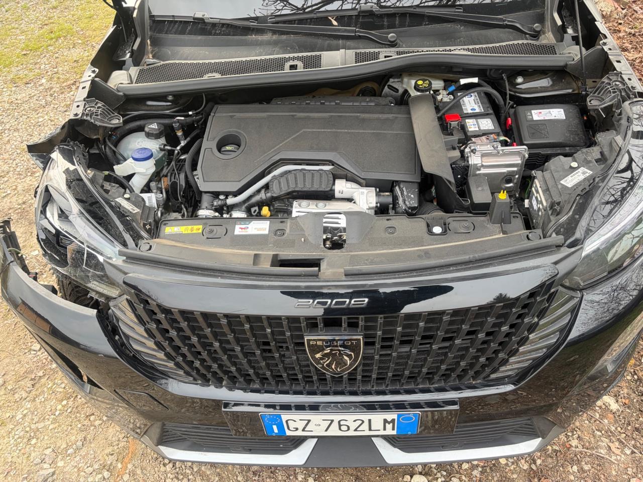 Peugeot 2008 Hybrid GT-LINE 2025 INCIDENTATA