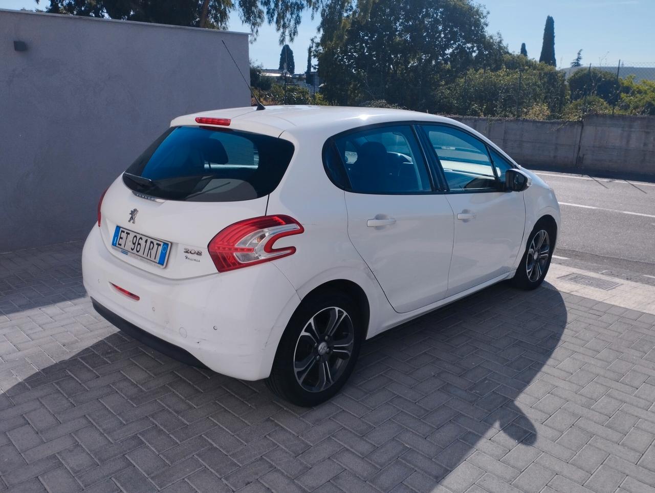 Peugeot 208 1.4 HDi 68 CV 5 porte Active