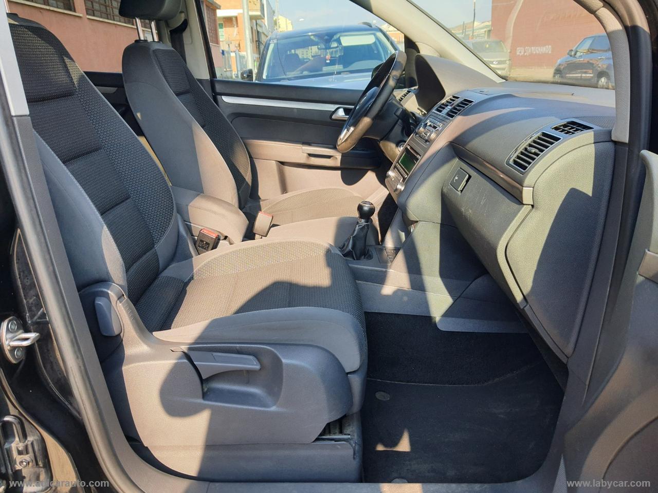 VOLKSWAGEN Touran 1.6 TDI 105 CV 7 POSTI