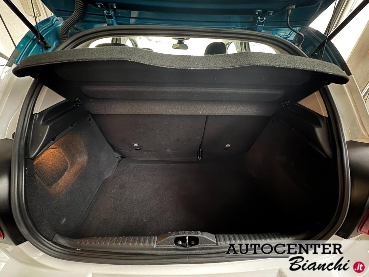 Citroen C3 1.2 puretech Shine s&s 83cv neopatentati