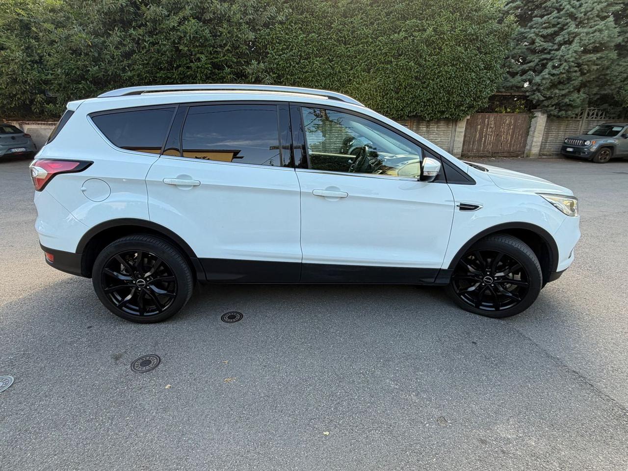 Ford Kuga 1.5 EcoBoost 120 CV Business #11072