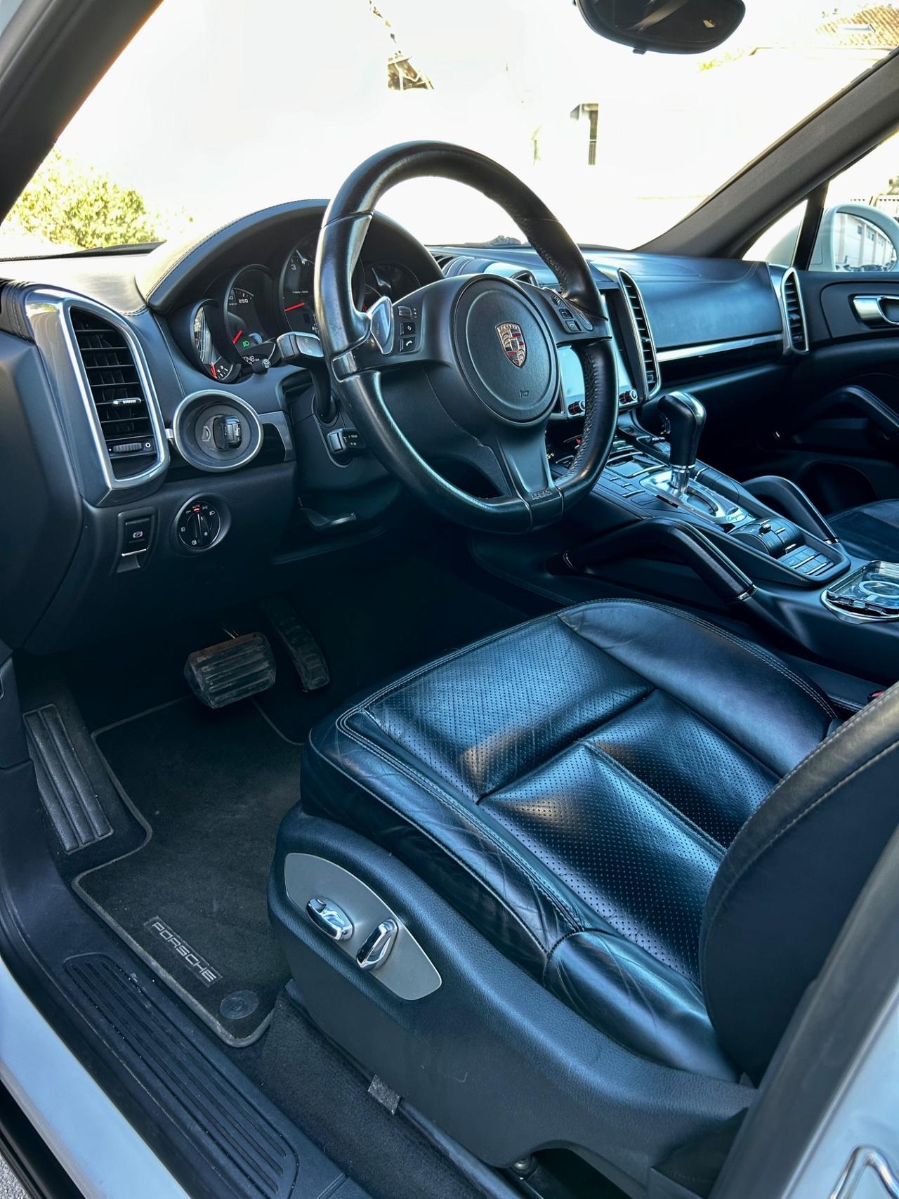 Porsche Cayenne 3.0 Diesel 250CV Platinum Edition
