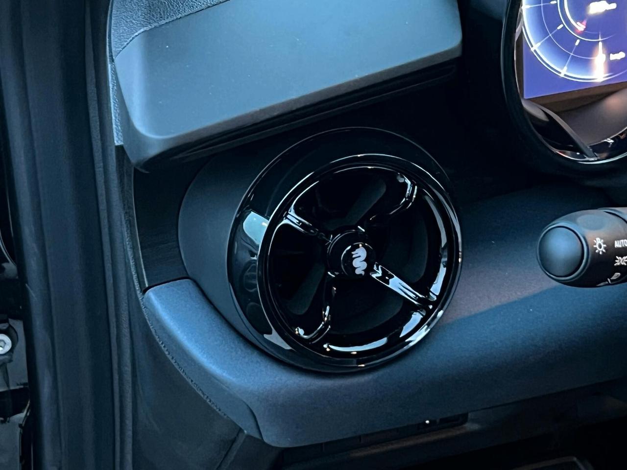 Alfa Romeo Junior 1.2 145 CV Hybrid eDCT6