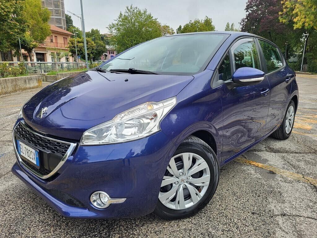 PEUGEOT 208-1,4 HDI - BLU - FOTO TAGLIANDI PEUGEOT