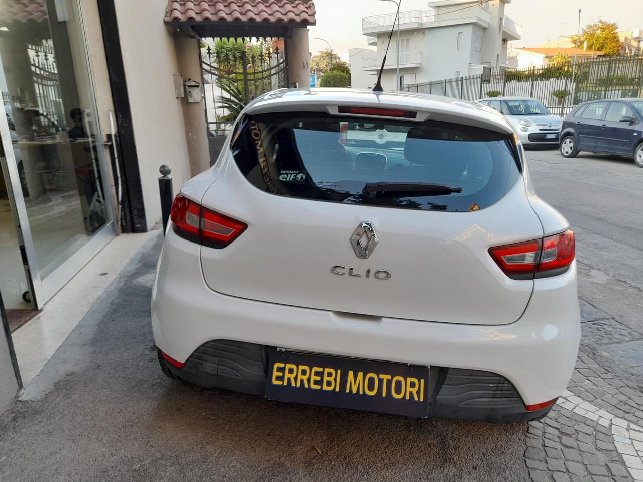 Renault Clio 1.2 75CV GPL 5 porte