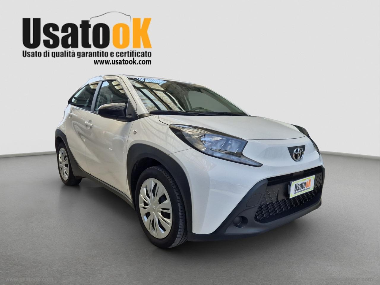 TOYOTA Aygo X 1.0 VVT-i 72 CV 5p. Active TUA A 14.950 € CON USATOOK PLUS