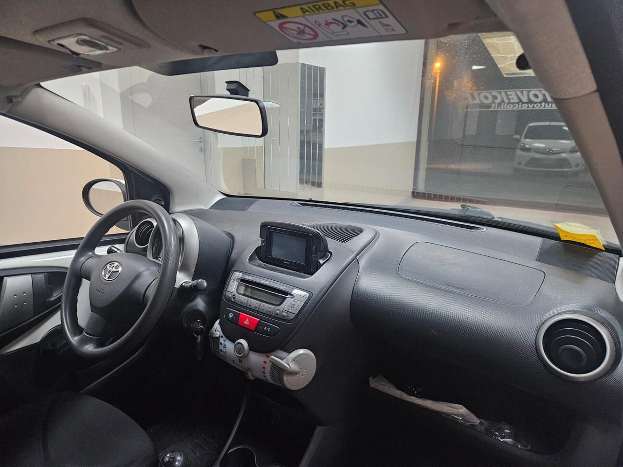 Toyota Aygo 1.0 12V VVT-i 5 porte Cool Soda Connect