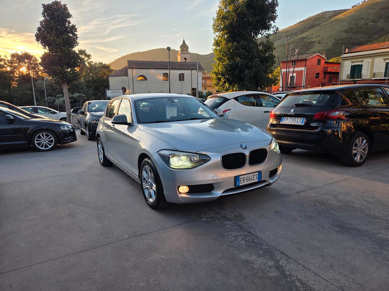 Bmw 118 118d 5p. Urban