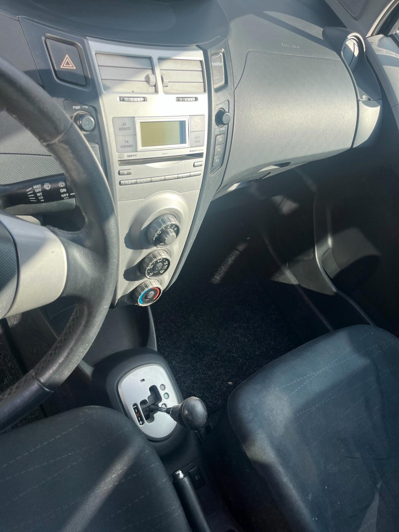 Toyota Yaris 1.4 D-4D 5 porte M-MT Navi